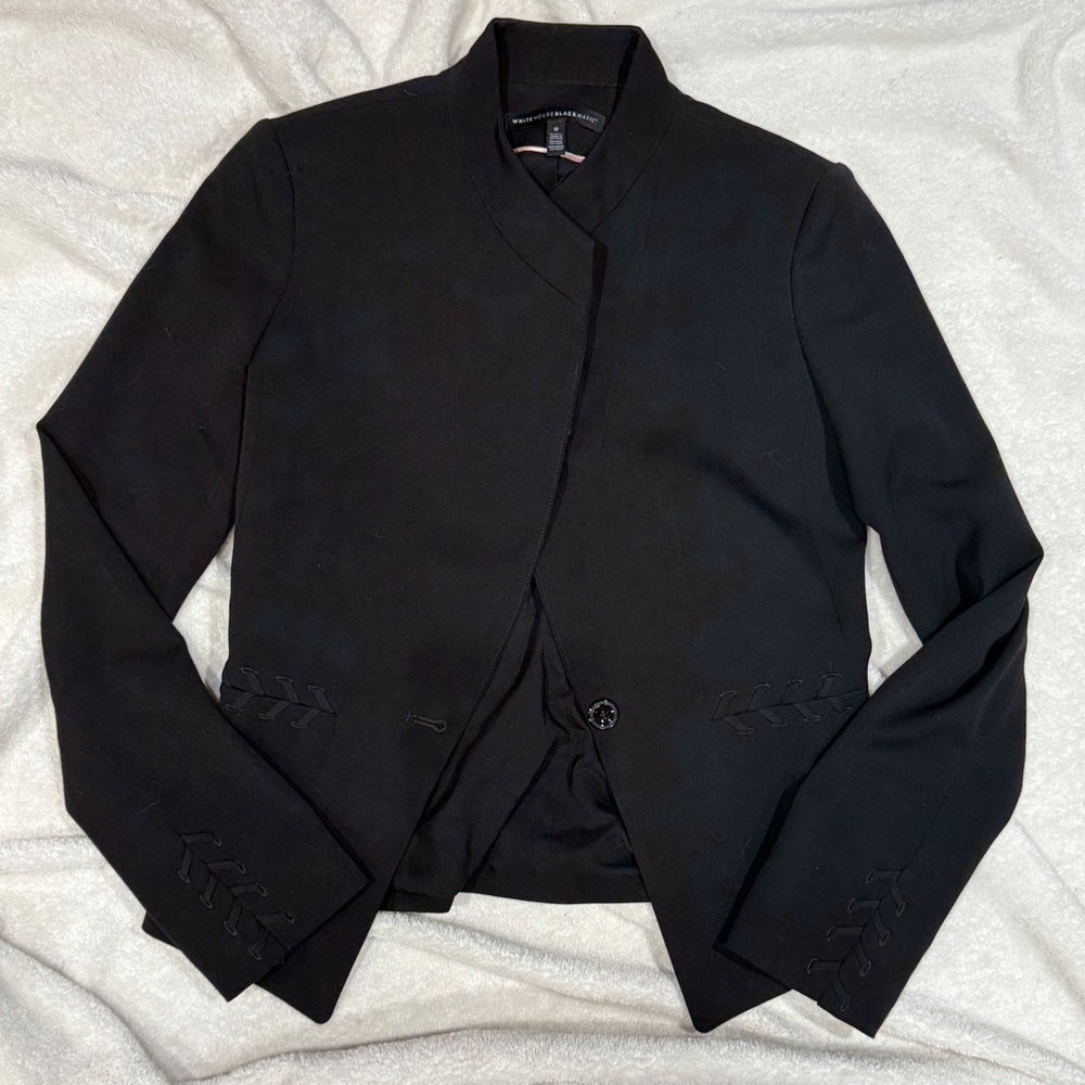 New Never Worn “White House Black Market” black lace up detail blazer jacket